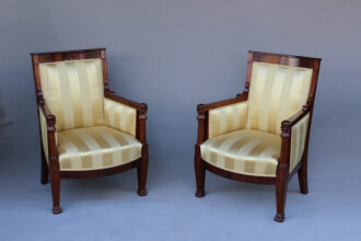 Bedeutende Biedermeier Bergere in Mahagoni